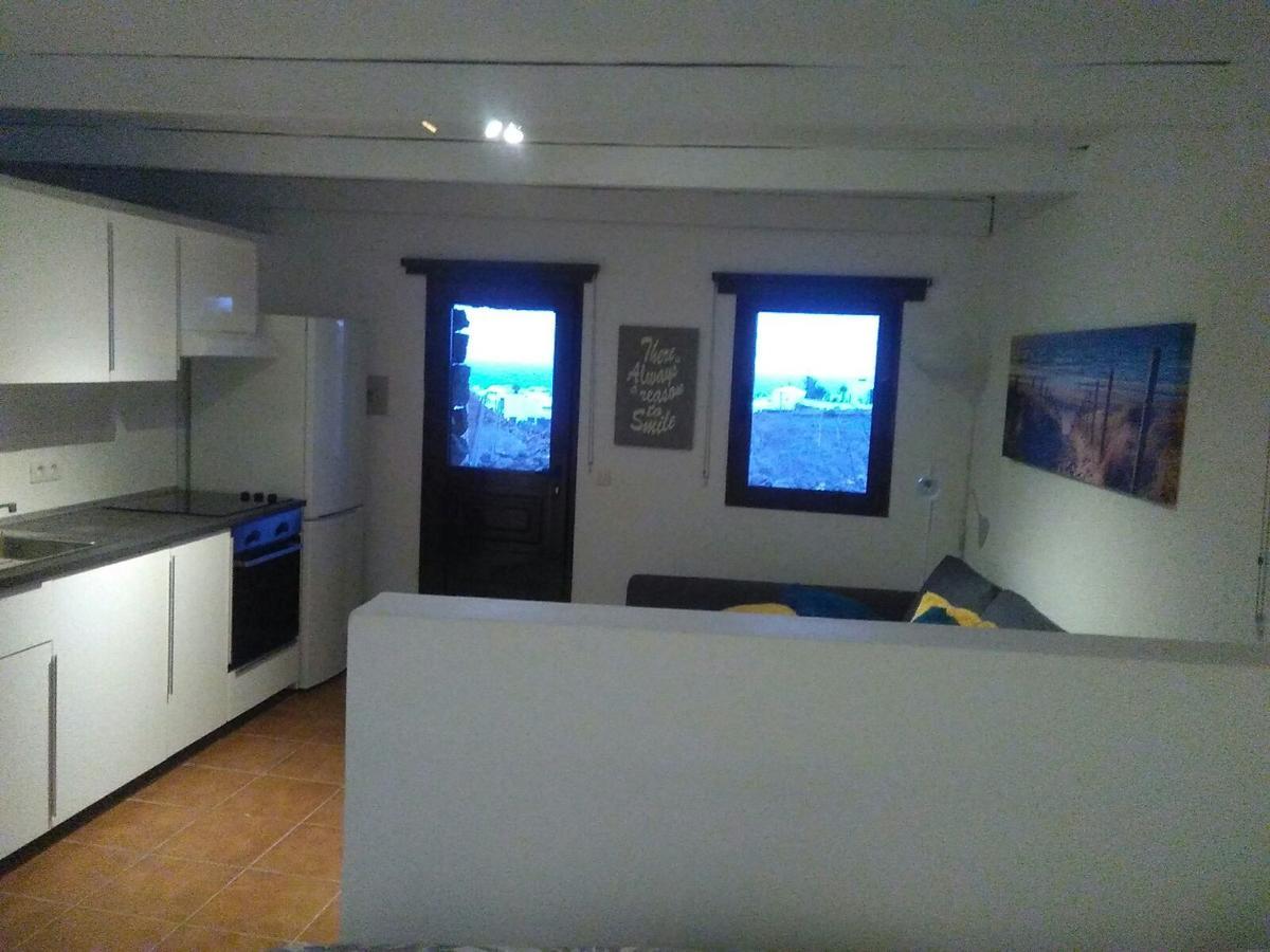 בית הארחה Tías 	Loft La Tahonilla מראה חיצוני תמונה
