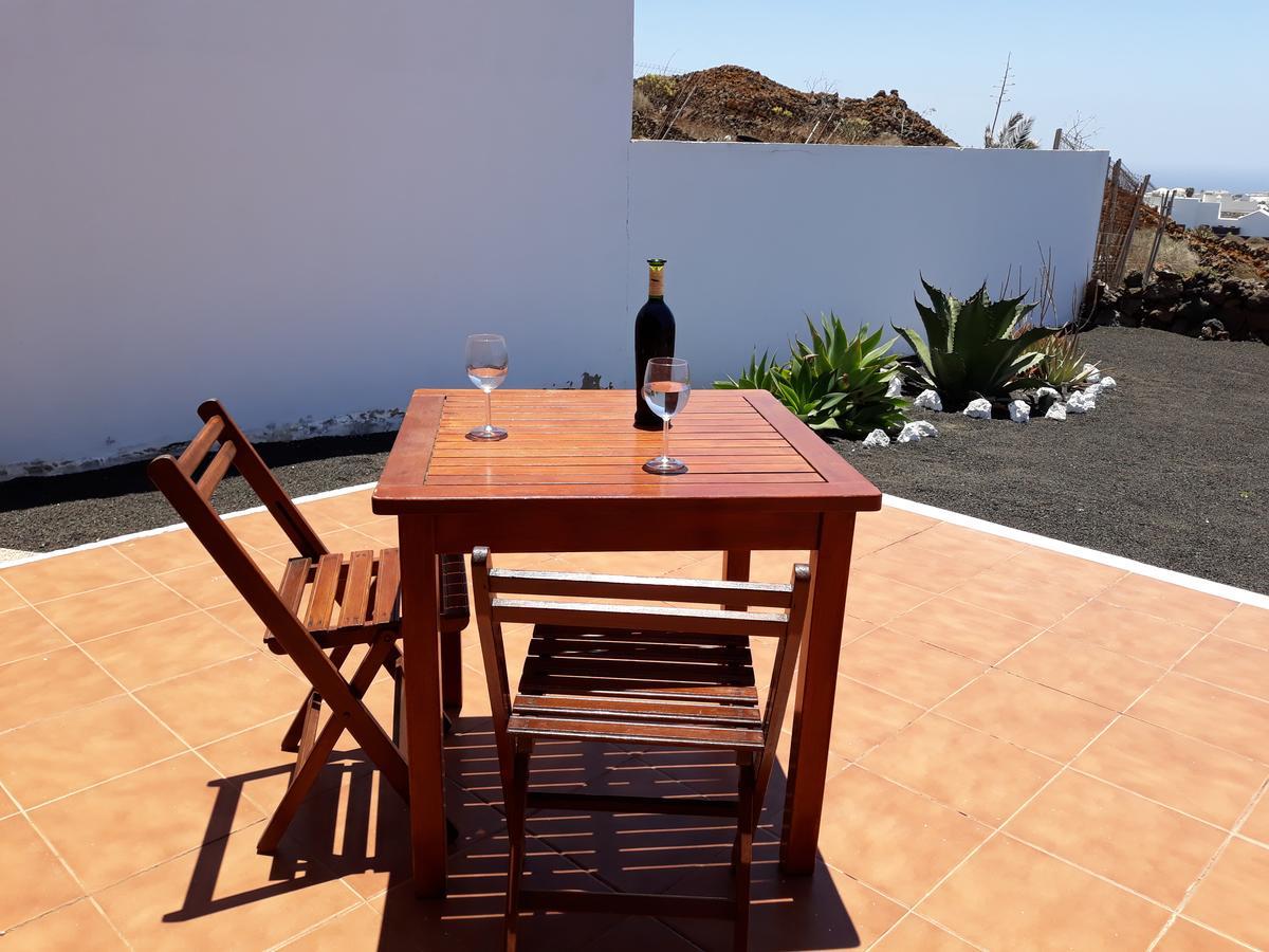בית הארחה Tías 	Loft La Tahonilla מראה חיצוני תמונה